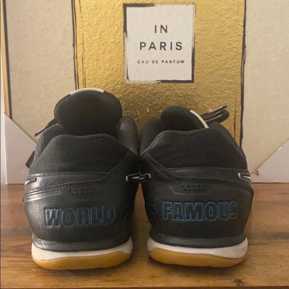 Supreme sneakers - Picture 2 of 3